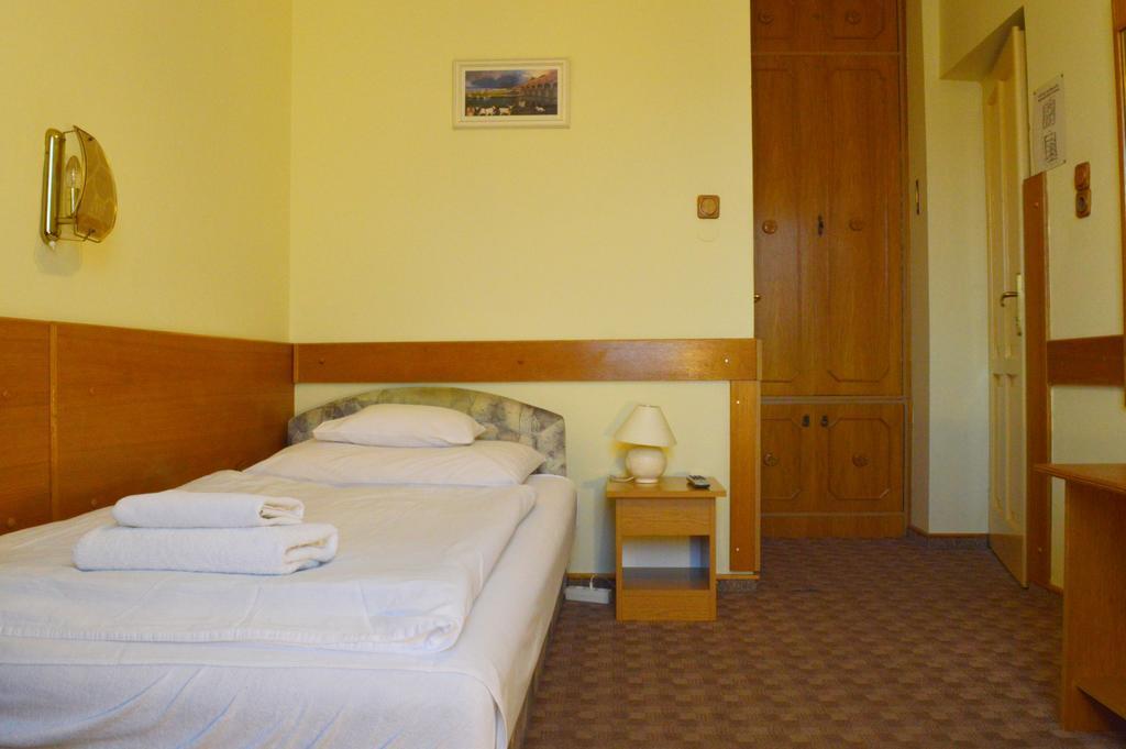 Apollo Motel Kecskemét Habitación foto